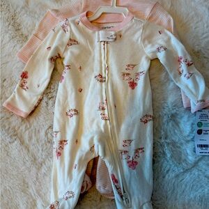 NWT  2 piece Carter's Cream and Pink Baby Footie